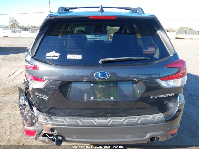 JF2SKAUC7KH472778 Subaru Forester Limited