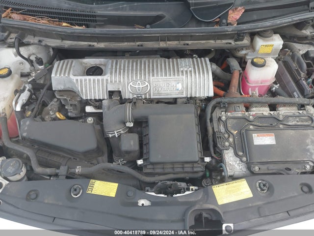 JTDKN3DP3E3058001 Toyota PRIUS PLUG-IN