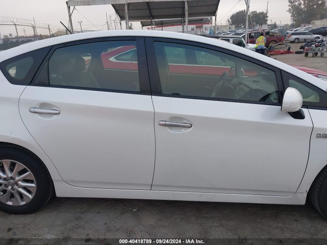 JTDKN3DP3E3058001 Toyota PRIUS PLUG-IN