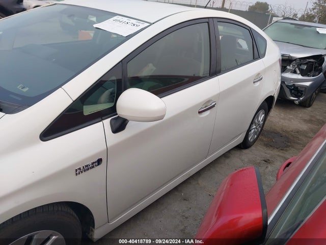 JTDKN3DP3E3058001 Toyota PRIUS PLUG-IN