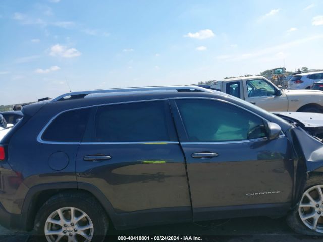 1C4PJLCS5GW108096 Jeep Cherokee Latitude