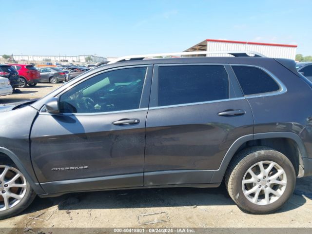 1C4PJLCS5GW108096 Jeep Cherokee Latitude