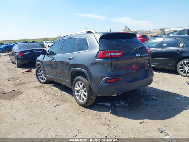 1C4PJLCS5GW108096 Jeep Cherokee Latitude