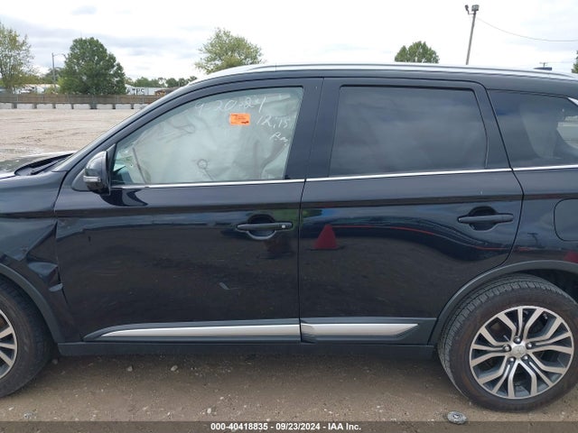 JA4AZ3A35HZ028852 Mitsubishi Outlander Se/sel