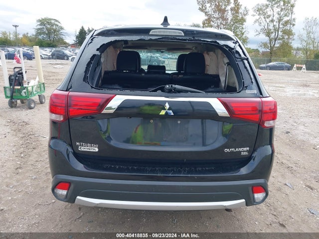 JA4AZ3A35HZ028852 Mitsubishi Outlander Se/sel