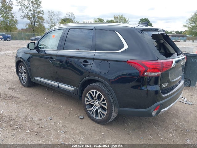 2017 MITSUBISHI OUTLANDER JA4AZ3A35HZ028852 Photo 2