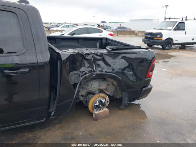 1C6SRFHT4MN815835 RAM 1500 Limited  4x4 5'7 Box