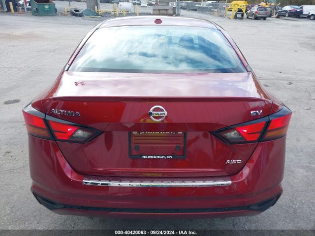 1N4BL4DW1NN387812 Nissan Altima Sv Intelligent Awd