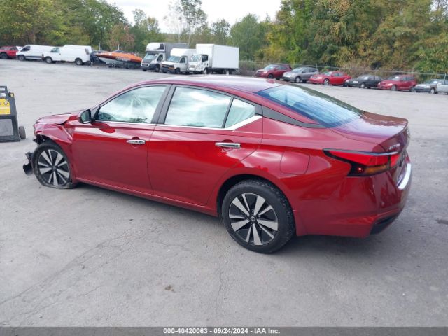 1N4BL4DW1NN387812 Nissan Altima Sv Intelligent Awd