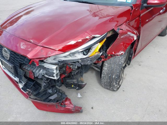 1N4BL4DW1NN387812 Nissan Altima Sv Intelligent Awd