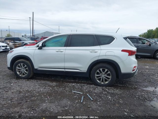 5NMS2CAD8KH075683 Hyundai Santa Fe Se