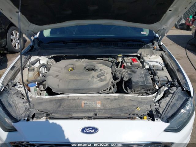 3FA6P0H9XHR186883 Ford FUSION SE
