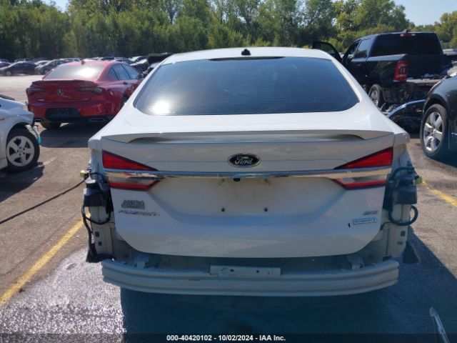 3FA6P0H9XHR186883 Ford FUSION SE