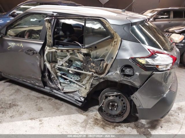 3N1CP5CUXJL541746 Nissan KICKS S