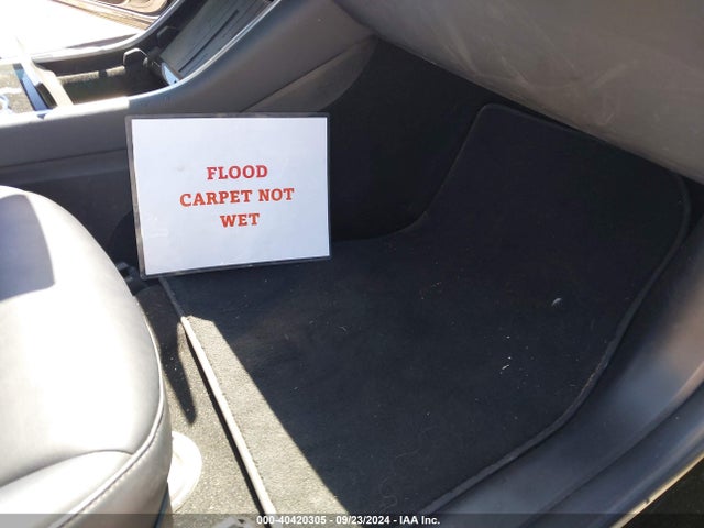 2018 TESLA MODEL 3 5YJ3E1EA6JF013943 Photo 5