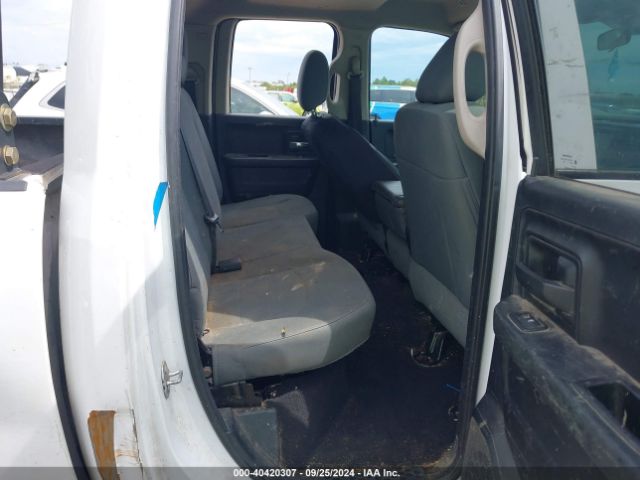 1C6RR6FG1JS229479 RAM 1500 Tradesman Quad Cab 4x2 6'4 Box