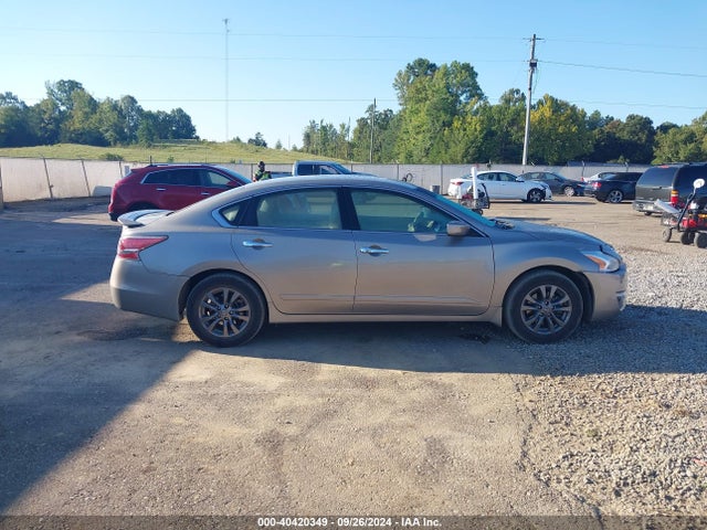 Nissan Altima 2.5 S 2015 1N4AL3AP3FC577725 Image 13