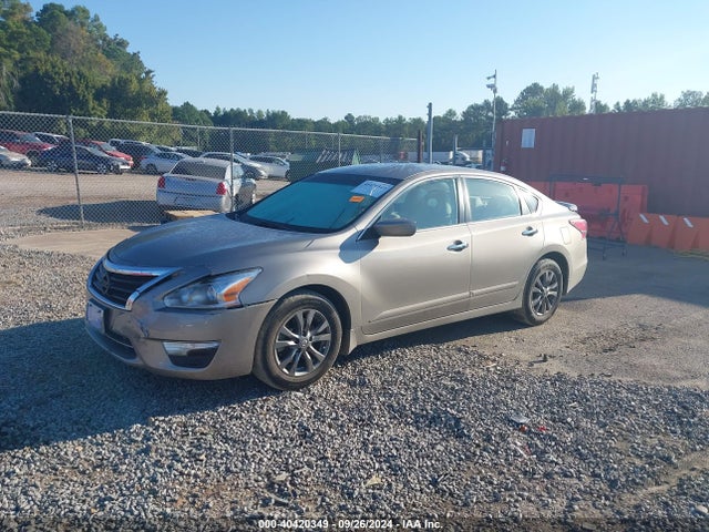 Nissan Altima 2.5 S 2015 1N4AL3AP3FC577725 Image 2