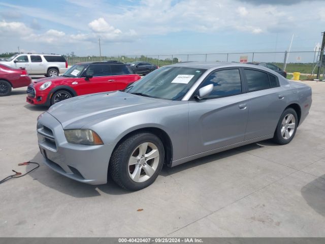 2C3CDXBG4EH300975 Dodge Charger Se