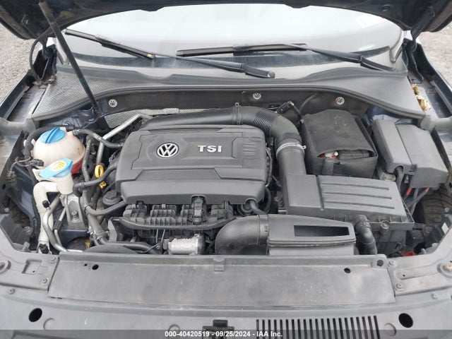 2015 Volkswagen Passat 1.8t Se მანქანა იყიდება აუქციონზე, vin: 1VWBT7A35FC005412, აუქციონის ნომერი: 40420519