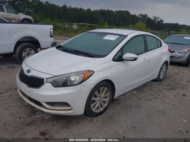 KNAFX4A69F5272104 KIA FORTE LX