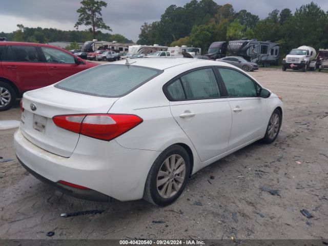 KNAFX4A69F5272104 KIA FORTE LX