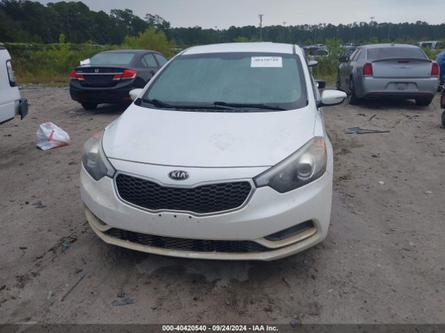 KNAFX4A69F5272104 KIA FORTE LX