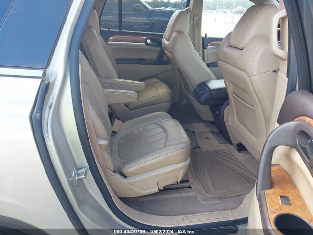 40420709 :رقم المزاد ، 5GALRBED3AJ215993 vin ، 2010 Buick Enclave 1xl مزاد بيع
