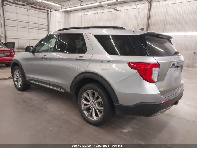 Ford EXPLORER XLT 2022 1FMSK8DH1NGA51437 Image 3