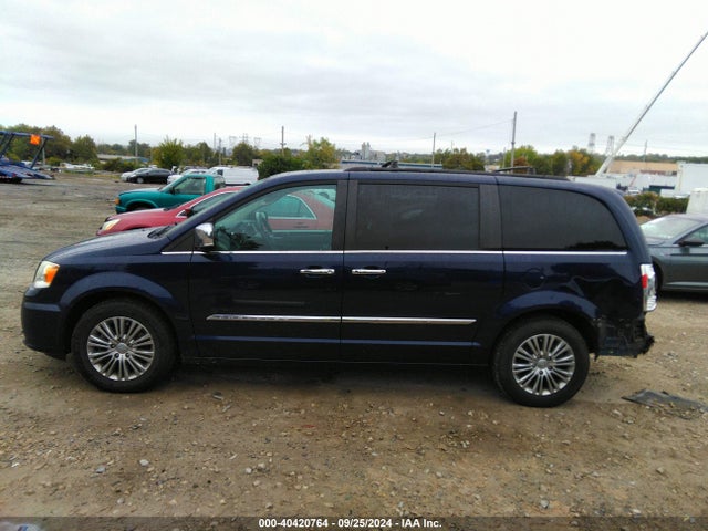 2C4RC1CG8ER365424 Chrysler Town & Country Touring-l