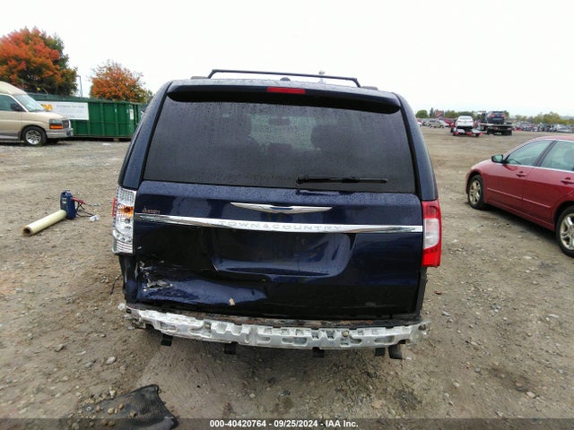 2C4RC1CG8ER365424 Chrysler Town & Country Touring-l
