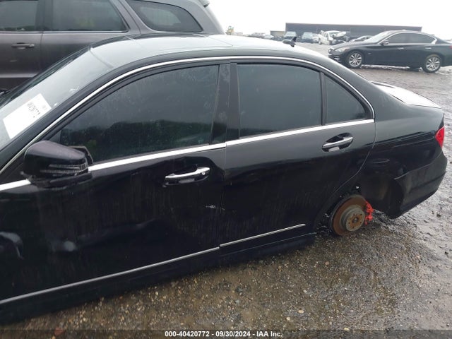 WDDGF4HB3ER301767 Mercedes-Benz C 250 Luxury/sport