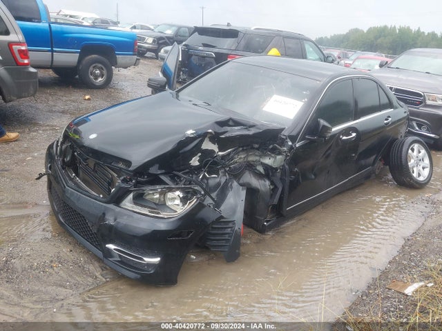 WDDGF4HB3ER301767 Mercedes-Benz C 250 Luxury/sport
