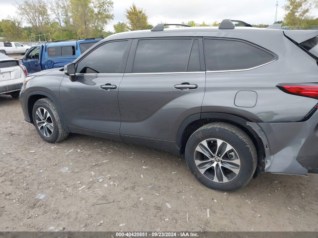 Toyota Highlander Xle 2023 5TDKDRAH0PS003137 Image 14