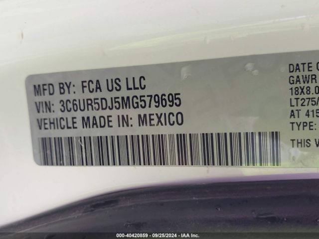 3C6UR5DJ5MG579695 RAM 2500 Big Horn  4x4 6'4 Box