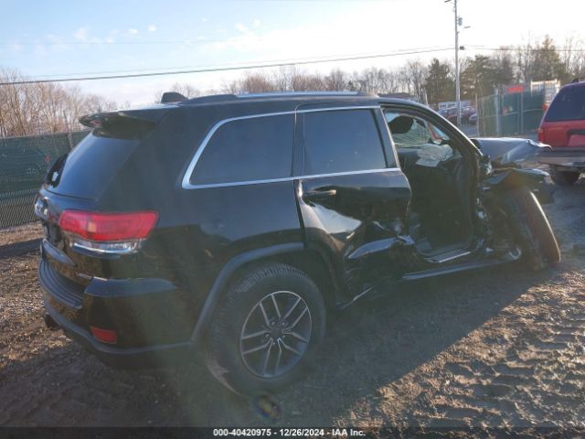 1C4RJEAG4KC650187 Jeep Grand Cherokee Laredo E 4x2
