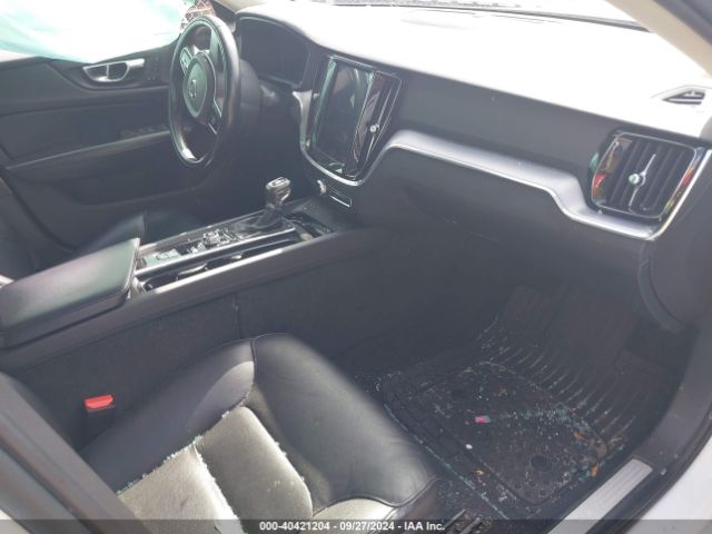 7JRA22TK3LG071990 Volvo S60 T6 Momentum