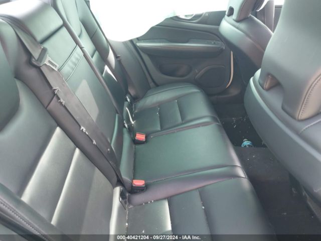 7JRA22TK3LG071990 Volvo S60 T6 Momentum
