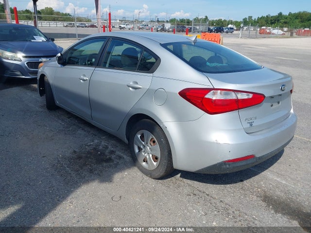 KIA FORTE LX 2016 KNAFK4A64G5459010 Image 3