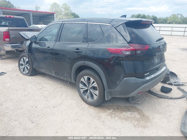 5N1AT3BAXMC841388 Nissan Rogue Sv Fwd