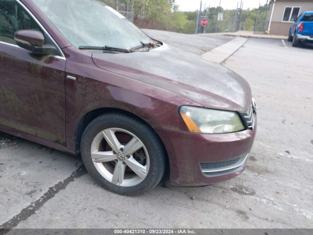 1VWAT7A3XEC044412 Volkswagen Passat 1.8t Wolfsburg Edition