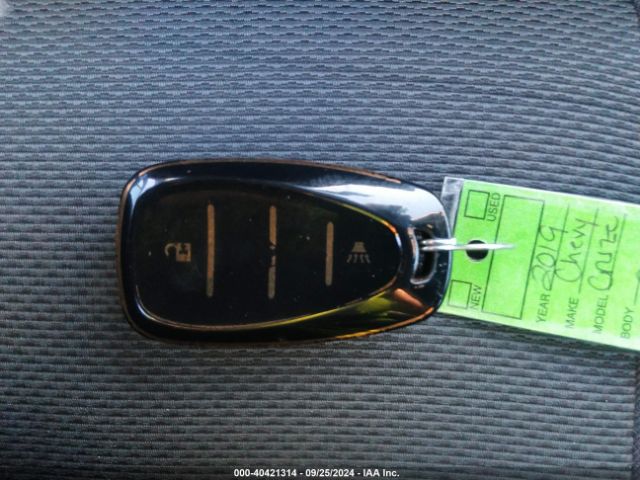 3G1BE6SM4KS559715 Chevrolet CRUZE LT
