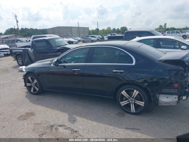 W1KAF4GB9NR016837 Mercedes-Benz C 300 Sedan