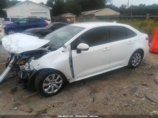 Toyota COROLLA LE 2021 JTDEPMAE7MJ124821 Image 2