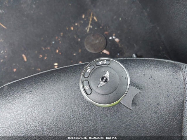 2009 MINI COOPER WMWMF33539TW79098 Photo 10