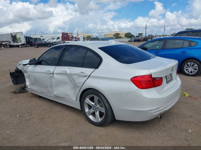 WBA3B1G5XFNT04153 BMW 320i