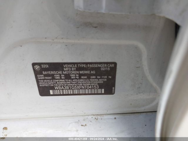 WBA3B1G5XFNT04153 BMW 320i