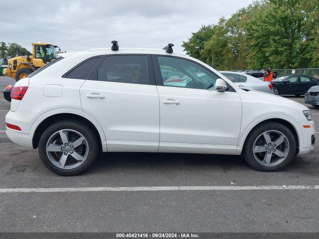 WA1EFCFS8FR001541 Audi Q3 2.0t Premium Plus