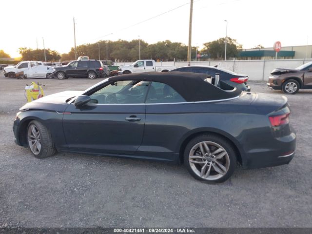 WAUYNGF52KN011584 Audi A5 45 Premium