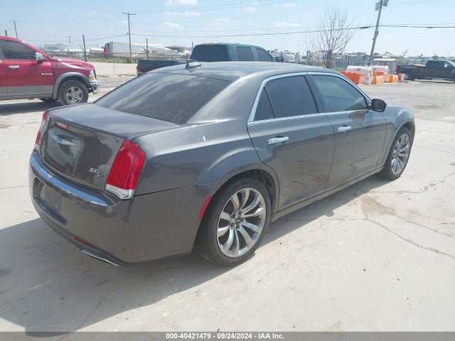 2C3CCAEG6HH560018 Chrysler 300C